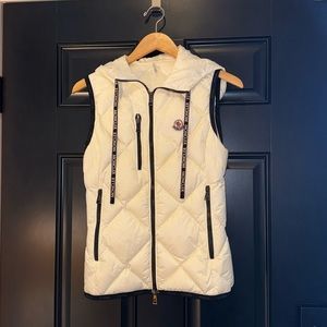 Gorgeous Moncler White vest